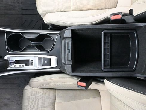 Used 2021 Subaru Ascent Premium w/ Convenience Package image 35