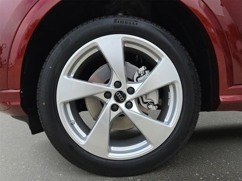 New 2025 Audi Q5 Premium Plus image 33