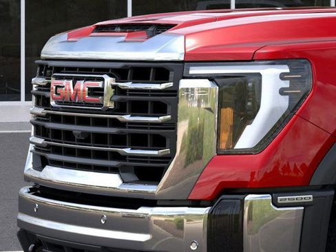 New 2025 GMC Sierra 2500 SLT w/ SLT Premium Package image 32