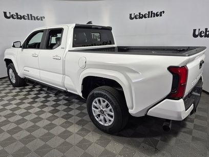 New 2025 Toyota Tacoma SR5