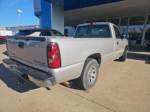 Used 2005 Chevrolet Silverado 1500 LS w/ Light Duty Power Package image 10