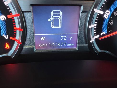 Used 2018 Toyota 4Runner SR5 image 24