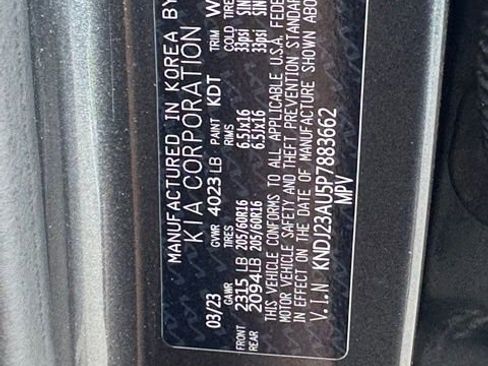 Certified 2023 Kia Soul LX w/ LX Technology Package FWD image 14