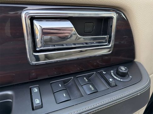 Used 2017 Lincoln Navigator L Reserve image 15