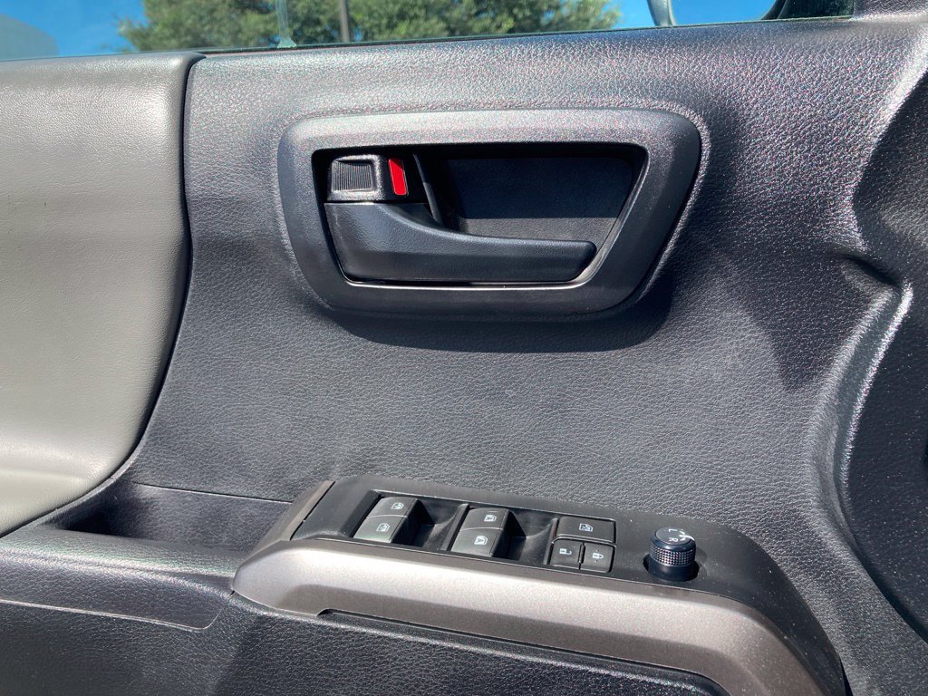 Used 2023 Toyota Tacoma SR5 RWD image 14