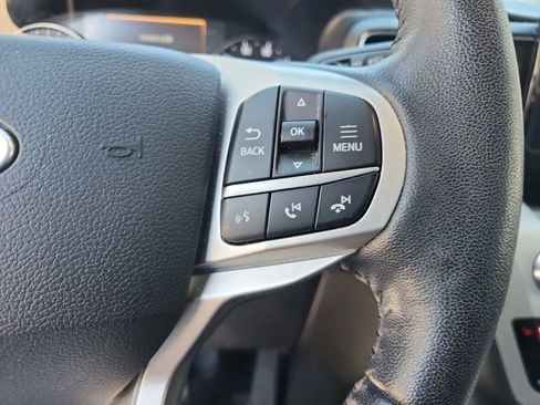 Used 2021 Ford Explorer XLT w/ Equipment Group 202A image 32