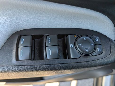 Certified 2020 Chevrolet Equinox LT image 11