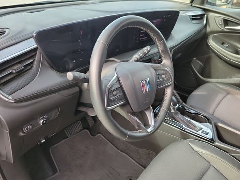 Used 2025 Buick Encore GX Preferred image 18