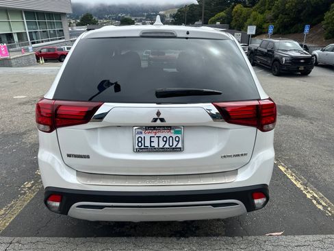 Used 2019 Mitsubishi Outlander ES FWD image 6