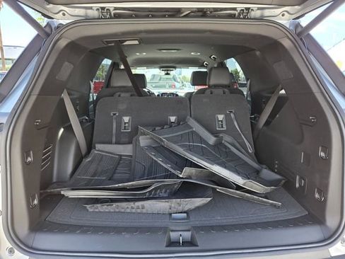 Certified 2023 Chevrolet Traverse RS image 13