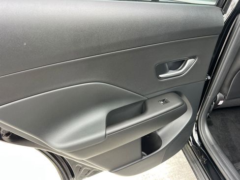 Used 2024 Hyundai Kona Limited FWD image 22