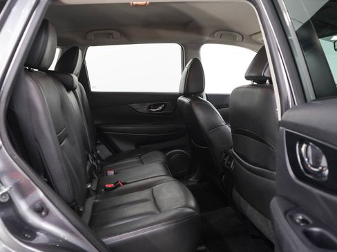 Used 2016 Nissan Rogue SL AWD/4WD image 12
