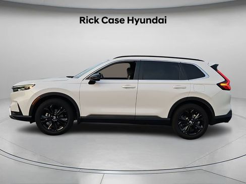 Used 2023 Honda CR-V Sport Touring image 3