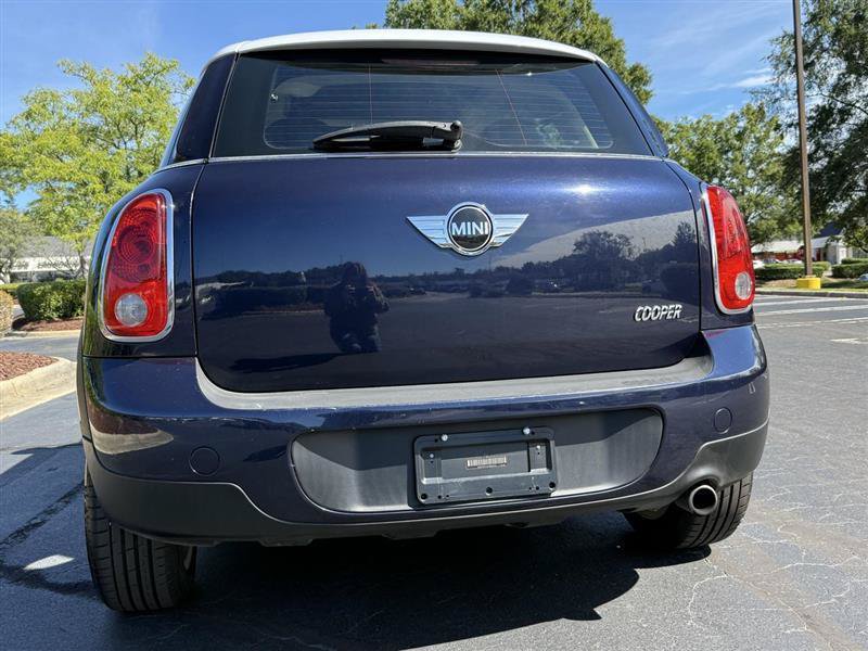 Used 2012 MINI Cooper Countryman FWD image 4