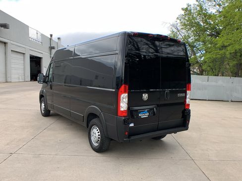 Used 2023 RAM ProMaster 2500 FWD image 3