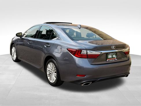Used 2016 Lexus ES 350 FWD image 9