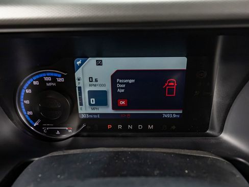Used 2022 Ford Bronco Black Diamond image 19