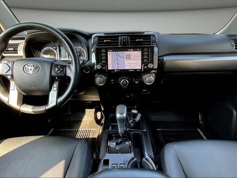Used 2020 Toyota 4Runner TRD Off-Road Premium w/ Moonroof Package AWD/4WD image 9