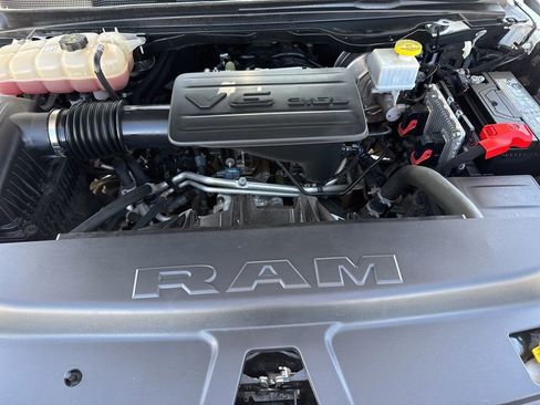 Used 2022 RAM 1500 Big Horn AWD/4WD image 32