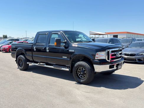 Used 2006 Ford F250 XL AWD/4WD image 4