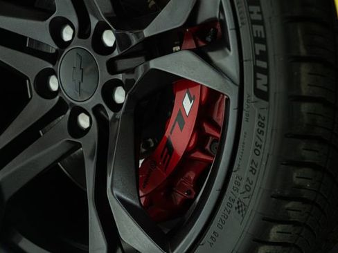 Used 2018 Chevrolet Camaro SS RWD image 22