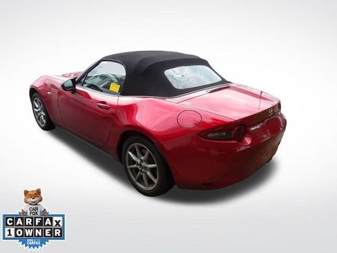 Used 2016 MAZDA MX-5 Miata Sport RWD image 13