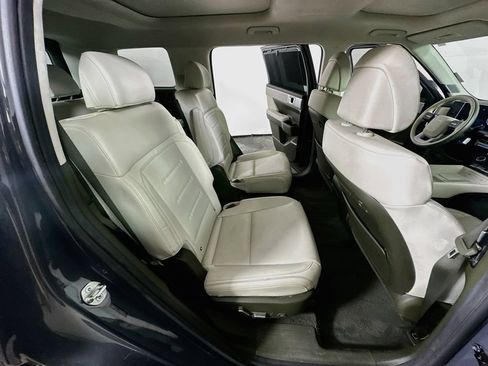 Used 2024 Hyundai Santa Fe Calligraphy AWD/4WD image 11