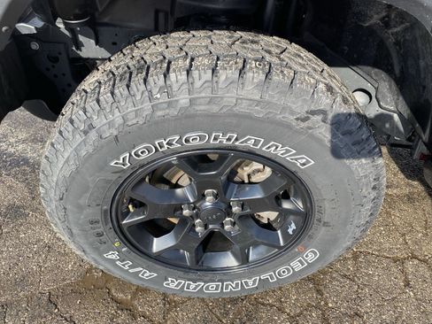 Used 2022 Jeep Wrangler Unlimited Willys image 37