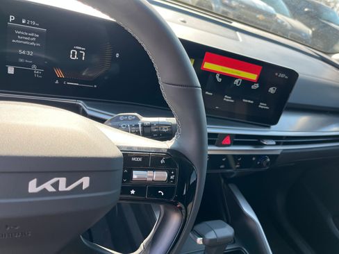 New 2026 Kia Sorento LX image 21