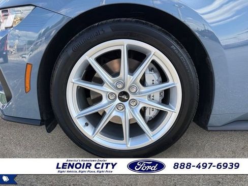 Used 2024 Ford Mustang GT Premium RWD image 9