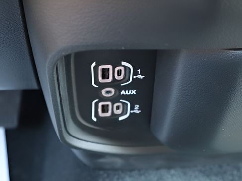 New 2026 RAM 1500 Express RWD image 19