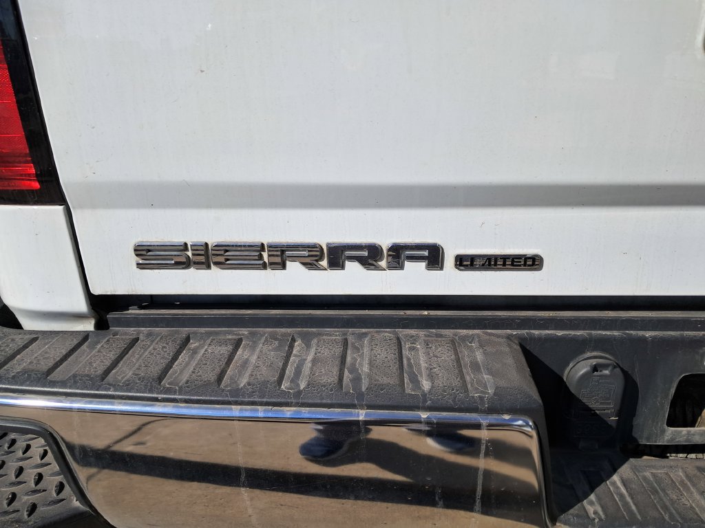 Used 2019 GMC Sierra 1500 SLE w/ SLE Value Package AWD/4WD image 10