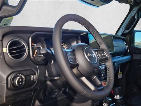 New 2026 Jeep Gladiator Sport image 3