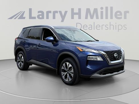 Used 2021 Nissan Rogue SV w/ Premium Package FWD image 7