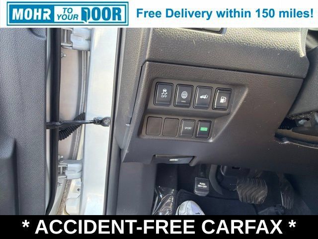 Used 2019 Nissan Rogue SV FWD image 18