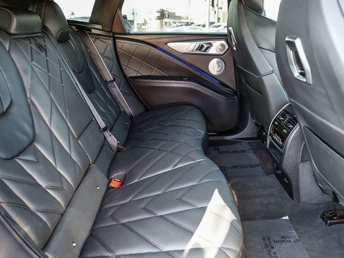 Used 2023 BMW XM Base w/ M Driver's Package image 18