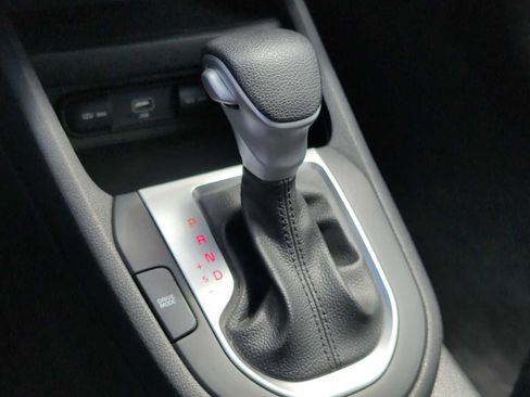 Used 2023 Kia Forte LXS image 29