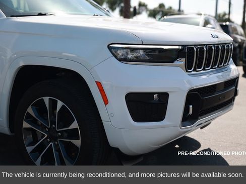 Used 2023 Jeep Grand Cherokee Overland w/ Rear Seat Video Group I image 7