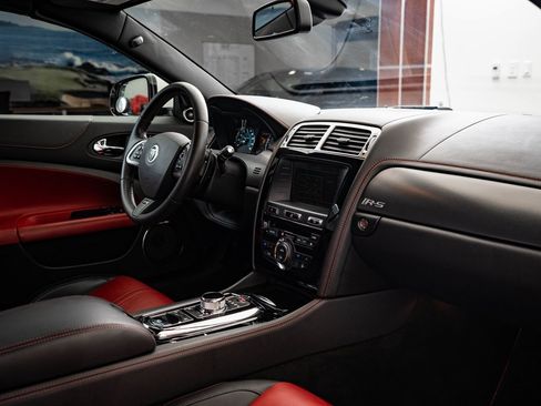 Used 2012 Jaguar XKR R-S image 42