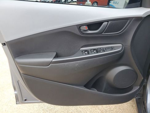 Used 2020 Hyundai Kona SE image 15