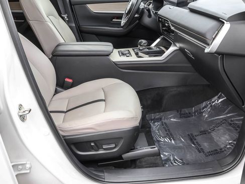 Used 2025 MAZDA CX-90 3.3 Turbo w/ Preferred Package image 43