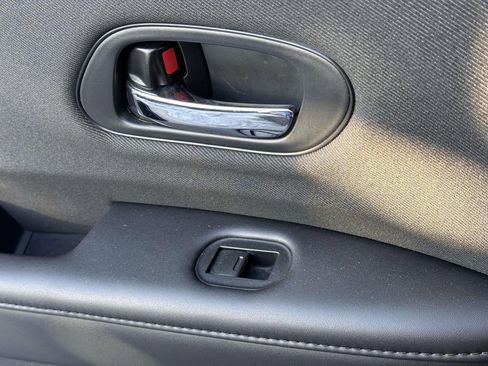 Used 2019 Honda HR-V Sport image 20