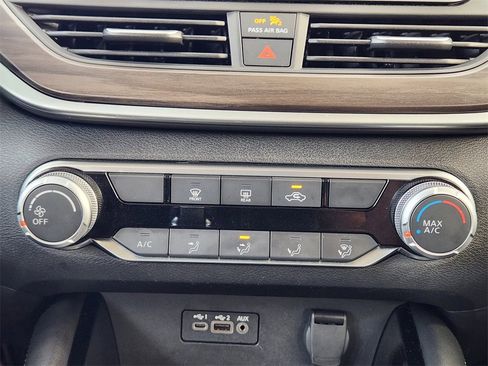 Used 2023 Nissan Altima 2.5 SV image 20