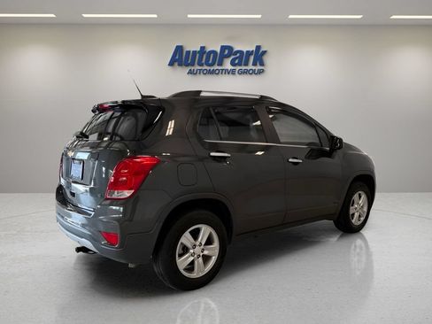 Used 2020 Chevrolet Trax LT w/ Driver Confidence Package AWD/4WD image 7