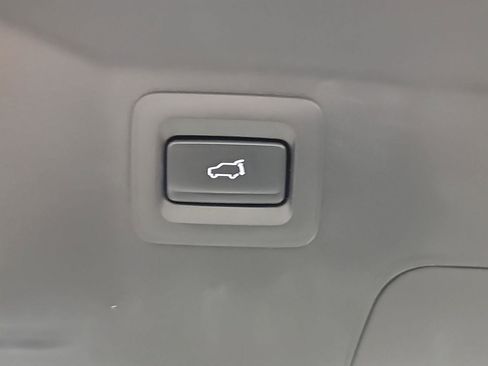 Used 2021 MAZDA CX-9 Signature image 8