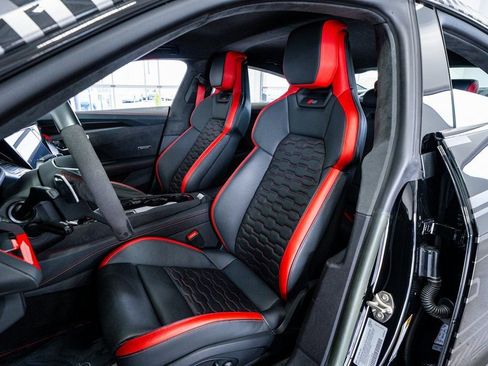 Used 2023 Audi RS e-tron GT image 37