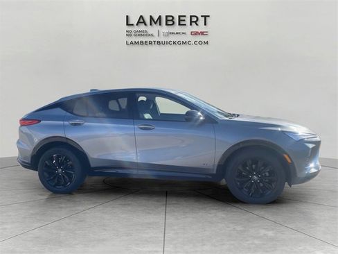 New 2026 Buick Envista Sport Touring image 6