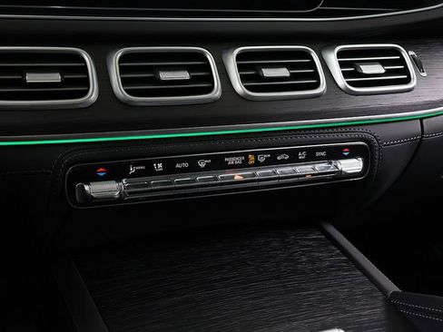 Certified 2026 Mercedes-Benz GLE 53 AMG 4MATIC image 26