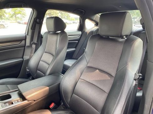 Used 2021 Honda Accord Sport image 11