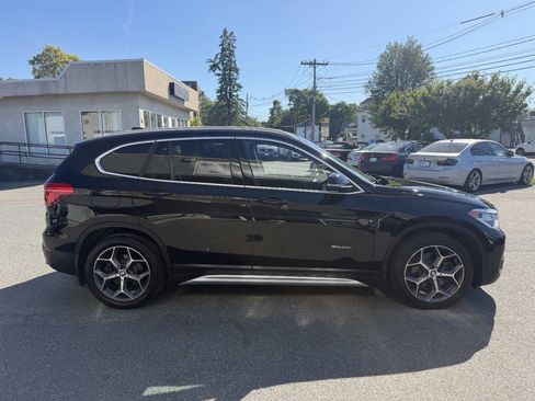 Used 2016 BMW X1 xDrive28i AWD/4WD image 10